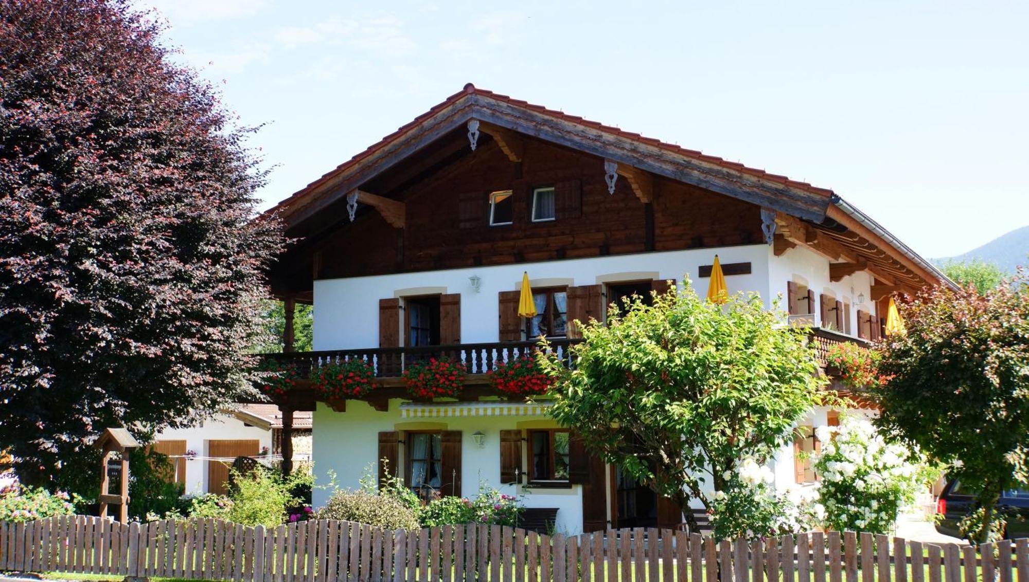 Gaestehaus Gschwendtner - Chiemgau Karte Inzell Dış mekan fotoğraf